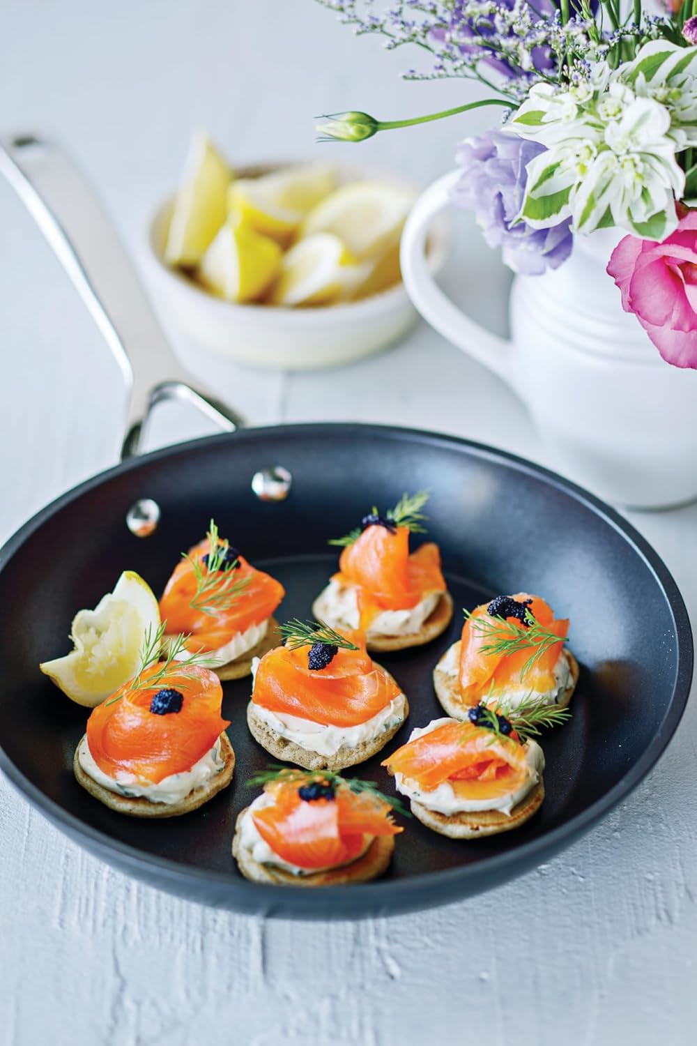 LE CREUSET Aluminium-Antihaft flache Pfanne, Ø 20 cm, Für alle Herdarten inkl. Induktion geeignet, A