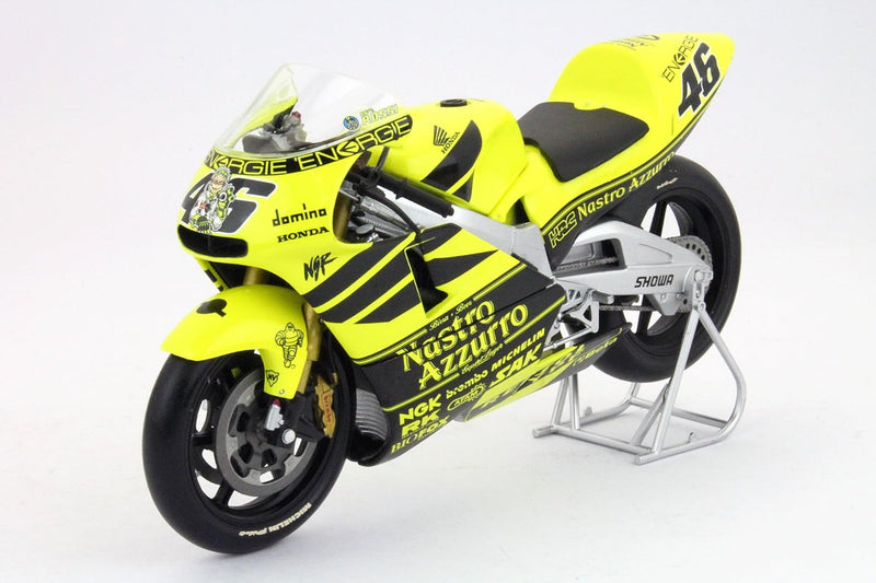 Minichamps 122016946 - Honda NSR 500 - Valentino Rossi, GP 500 Pre-Season Testbike, Massstab: 1:12