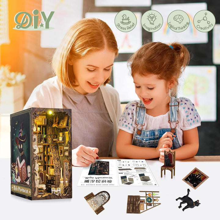 CUTEBEE DIY Book Nook Kit–Puppenhaus Miniatur Haus Kit mit Möbeln und LED-Licht, Booknook Bausätze f