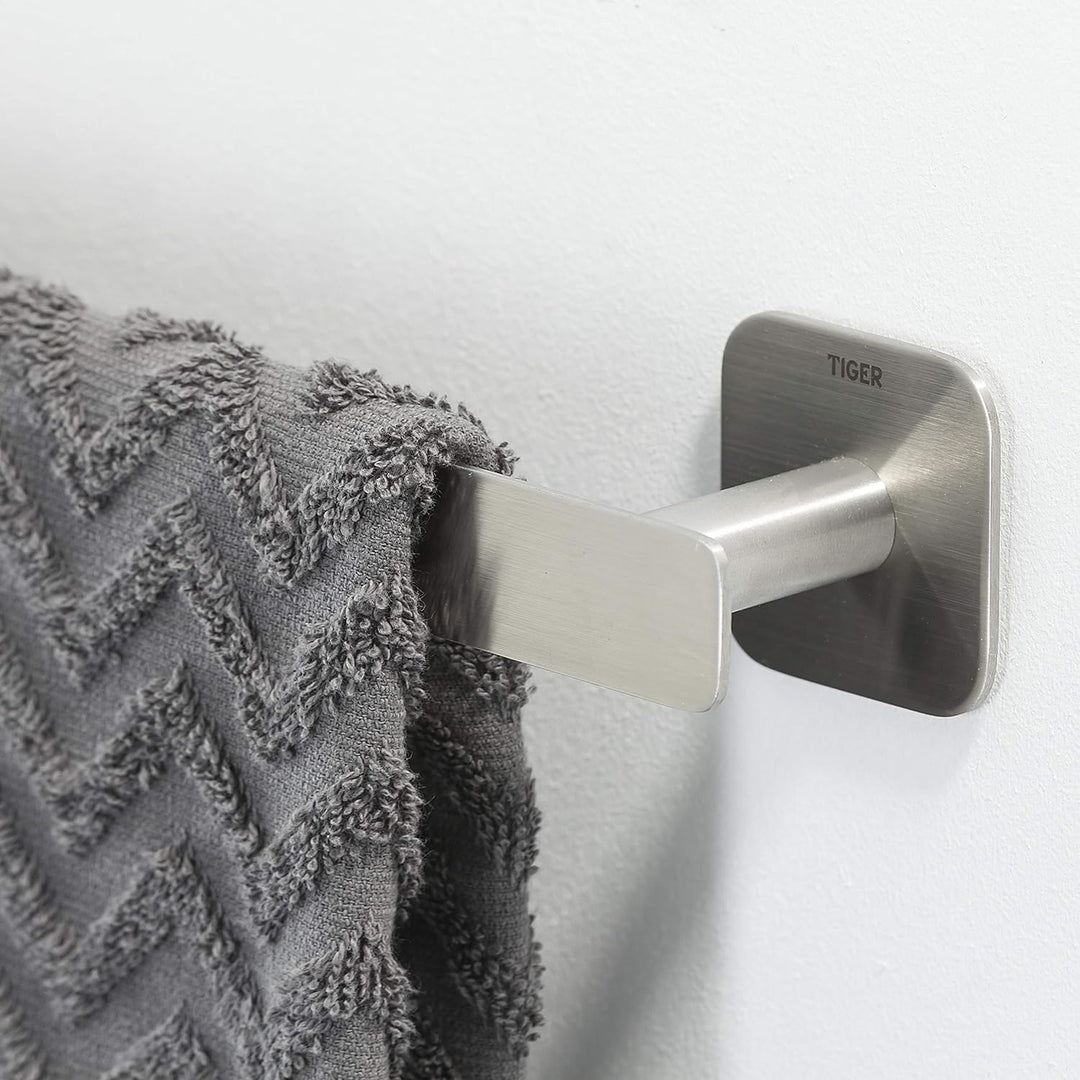Tiger Colar Handtuchhalter zum Kleben, Edelstahl gebürstet, mit integrierter Klebefolie zur Montage