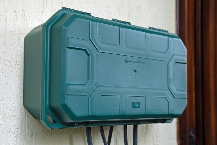 Electraline 300182 Wetterfeste Schutzbox für den Aussenbereich, IP54, mit Steckdosenleiste, 4-fach,