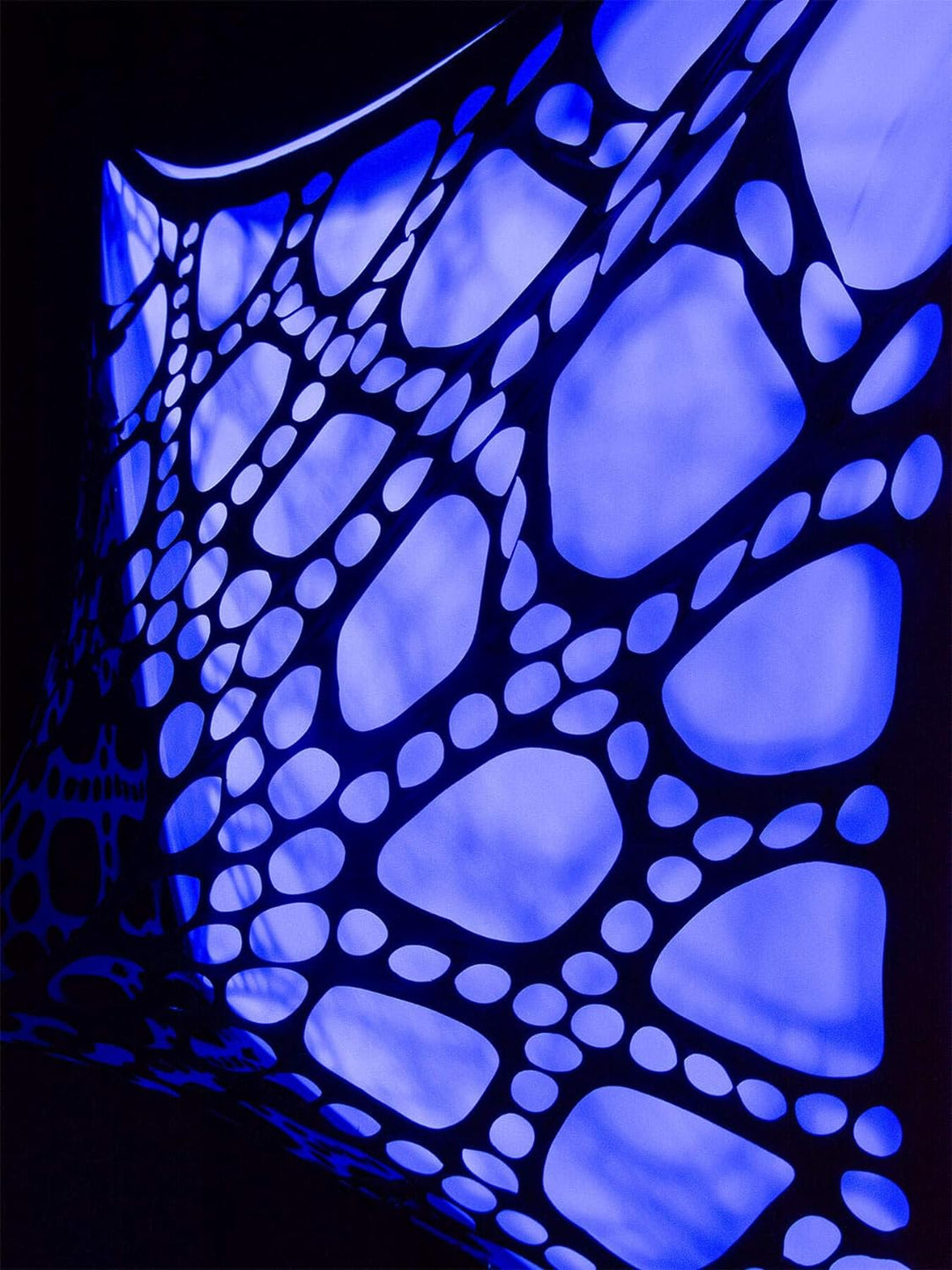PSYWORK Schwarzlicht Segel Spandex | 3D Neon Spiderweb Black | Weiss | 3 x 3m | UV-aktiv | Leuchtend