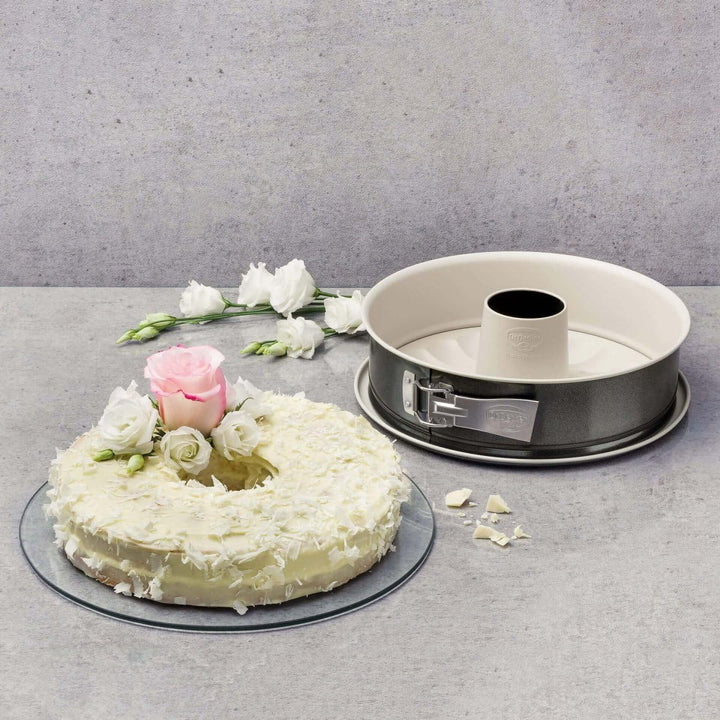 Dr. Oetker Springform mit Flach- und Rohrboden Ø 28 cm BACK-TREND, Kuchenform mit 2 Böden, runde Bac
