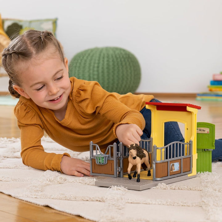 schleich 42609 Ponybox mit Islandpferd Hengst, ab 3 Jahren, FARM WORLD - Spielset, 4 Teile