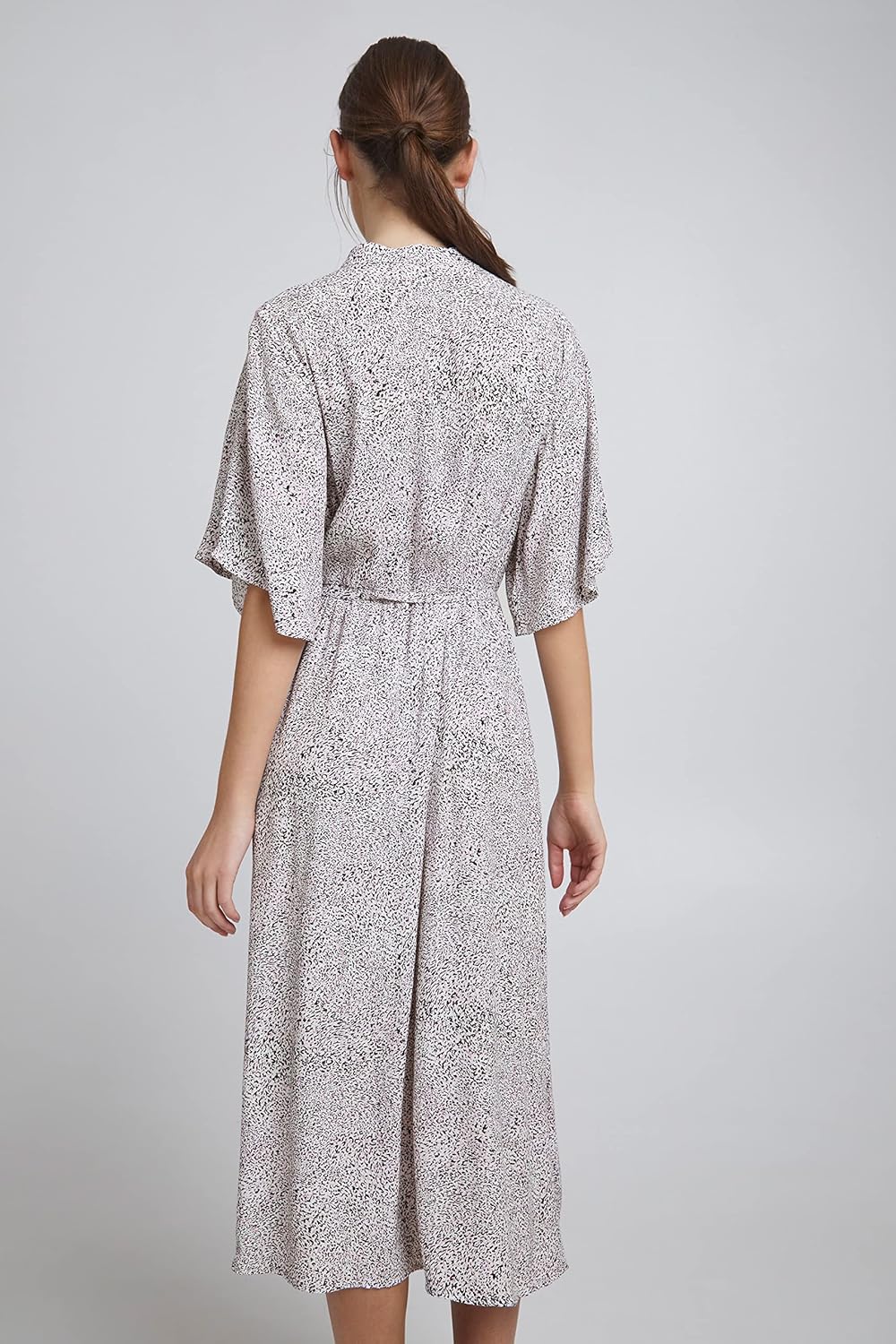 ICHI IHHARENA DR Damen Freizeitkleid Kleid Midikleid mit hochgeschlossenem Auschnitt und weiten Ärme