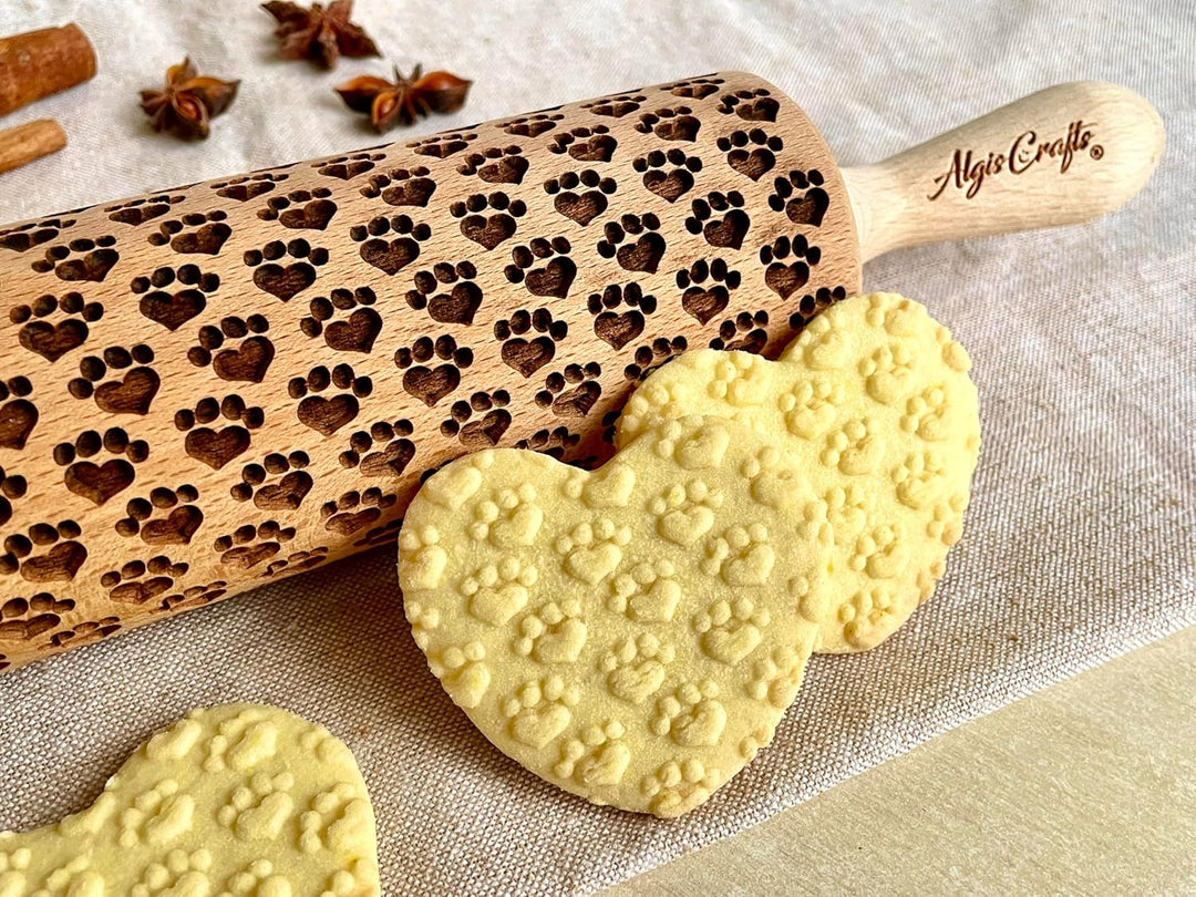 PFOTE- HERZ Nudelholz für hausgemachtes Gebäck. Teigroller für Teig & Plätzchen. Gravierte Nudelholz