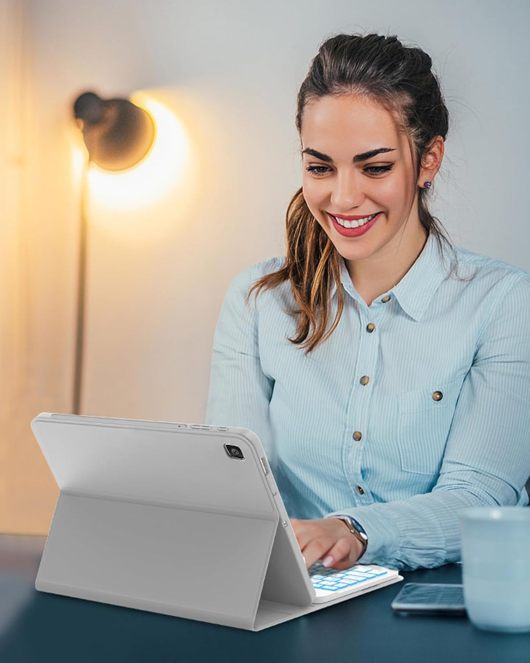 Hülle mit 7-Farben Beleuchteter Deutscher Tastatur für Samsung Galaxy Tab S6 Lite (2020/2022/2024) 1