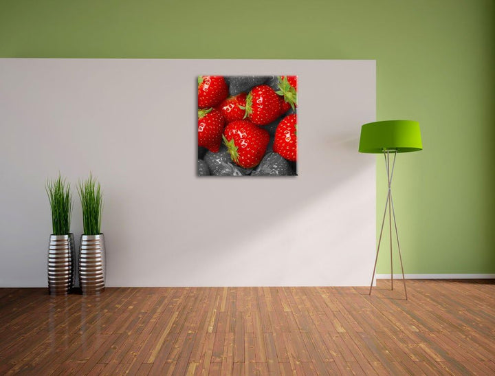 Pixxprint Leckere Knallrote Erdbeere als Leinwandbild Quadratisch/Grösse: 70x70 / Wandbild/Kunstdruc