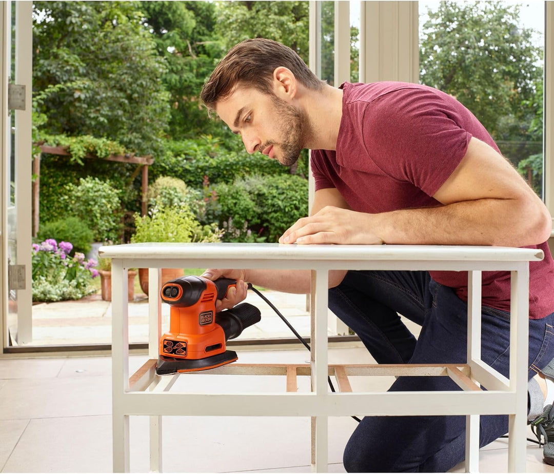 Black+Decker 4-in-1 Multischleifer (Schwingschleifer-, Dreiecksschleifer-, Exzenterschleifer- und Fi