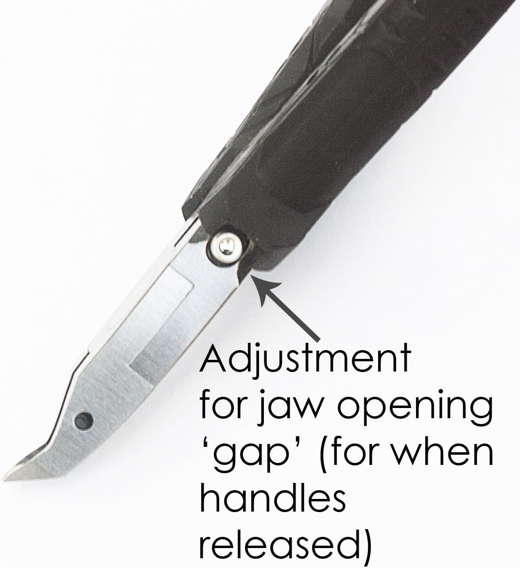 Seitenschneider mit 45 Grad abgewinkelten Backen für bündiges Schneiden von PCB Komponenten (Made in