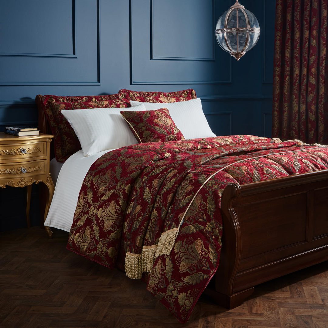 Paoletti Shiraz Tagesdecke – Luxuriös Bestickt Floral Damast Jacquard Polyester Überwurf Bettwäsche