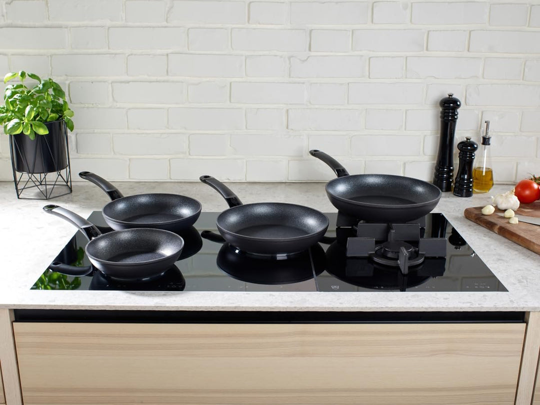 Fissler Adamant Classic/Pfannen-Set (2-teilig, Ø 24 + 28 cm) – kratzfeste, wasserbasierte Antihaft-P