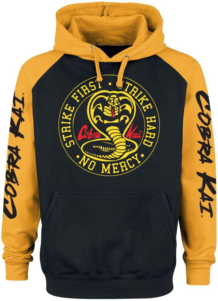 Cobra Kai Strike First Männer Kapuzenpullover schwarz/gelb Fan-Merch, Filme, TV-Serien M
