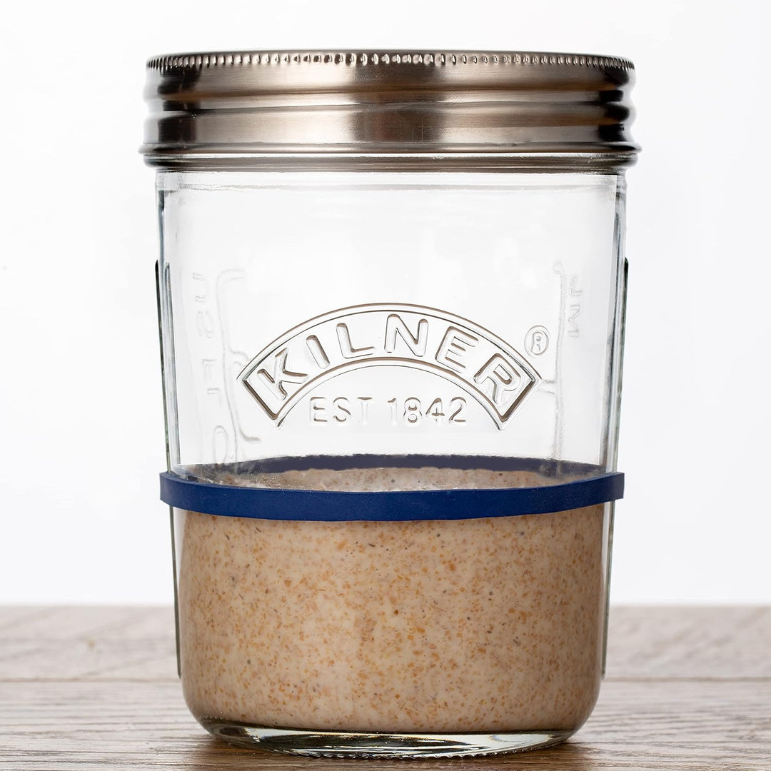 Kilner Sauerteig Starter Set 5-teilig / 350 ml / Glas mit Messbecher-Deckel, Weithals-Glas, Gummirin
