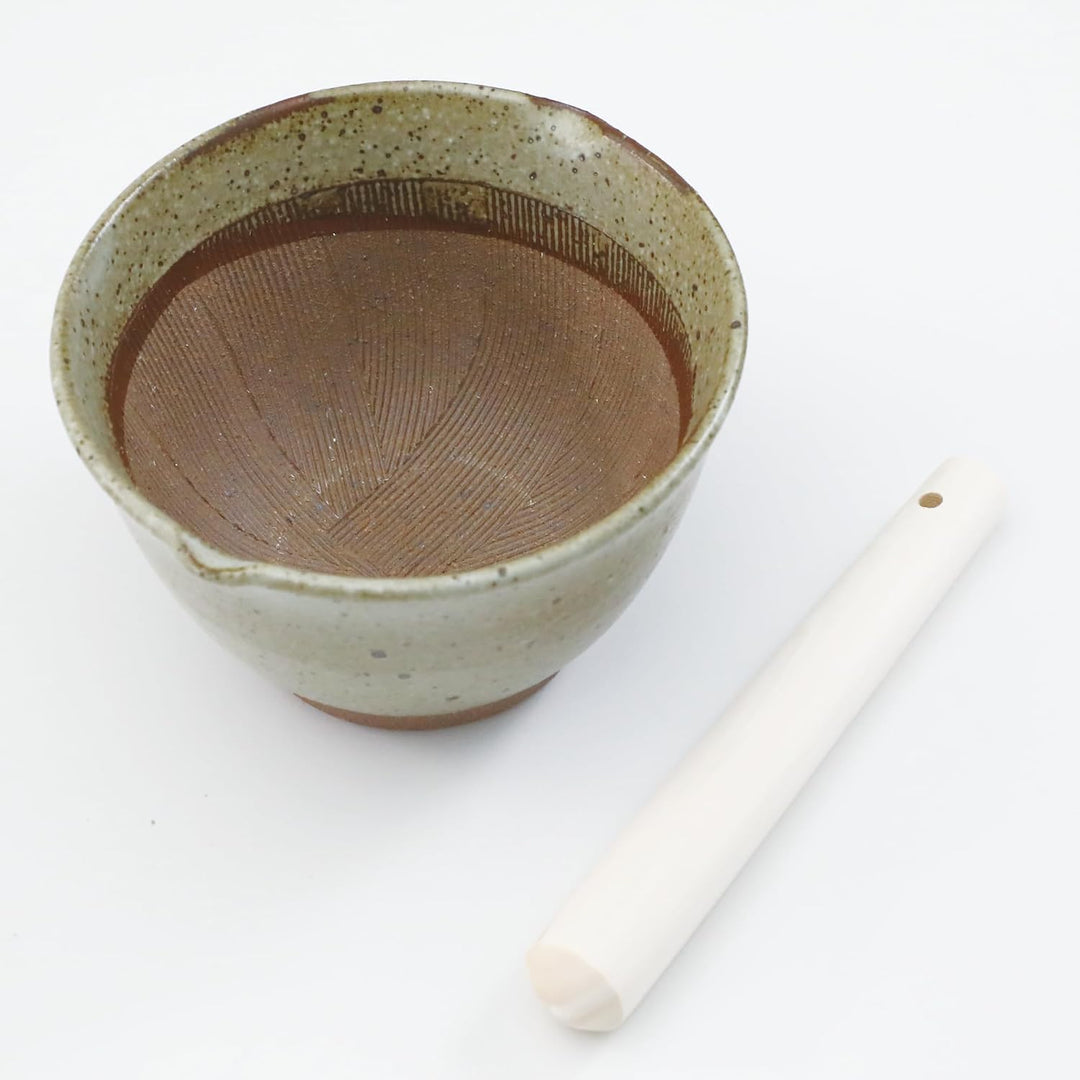 Asayu Japanische Keramik-Mörserschale in Grau mit Holzstössel 160 mm, Hergestellt in Japan, Spülmasc