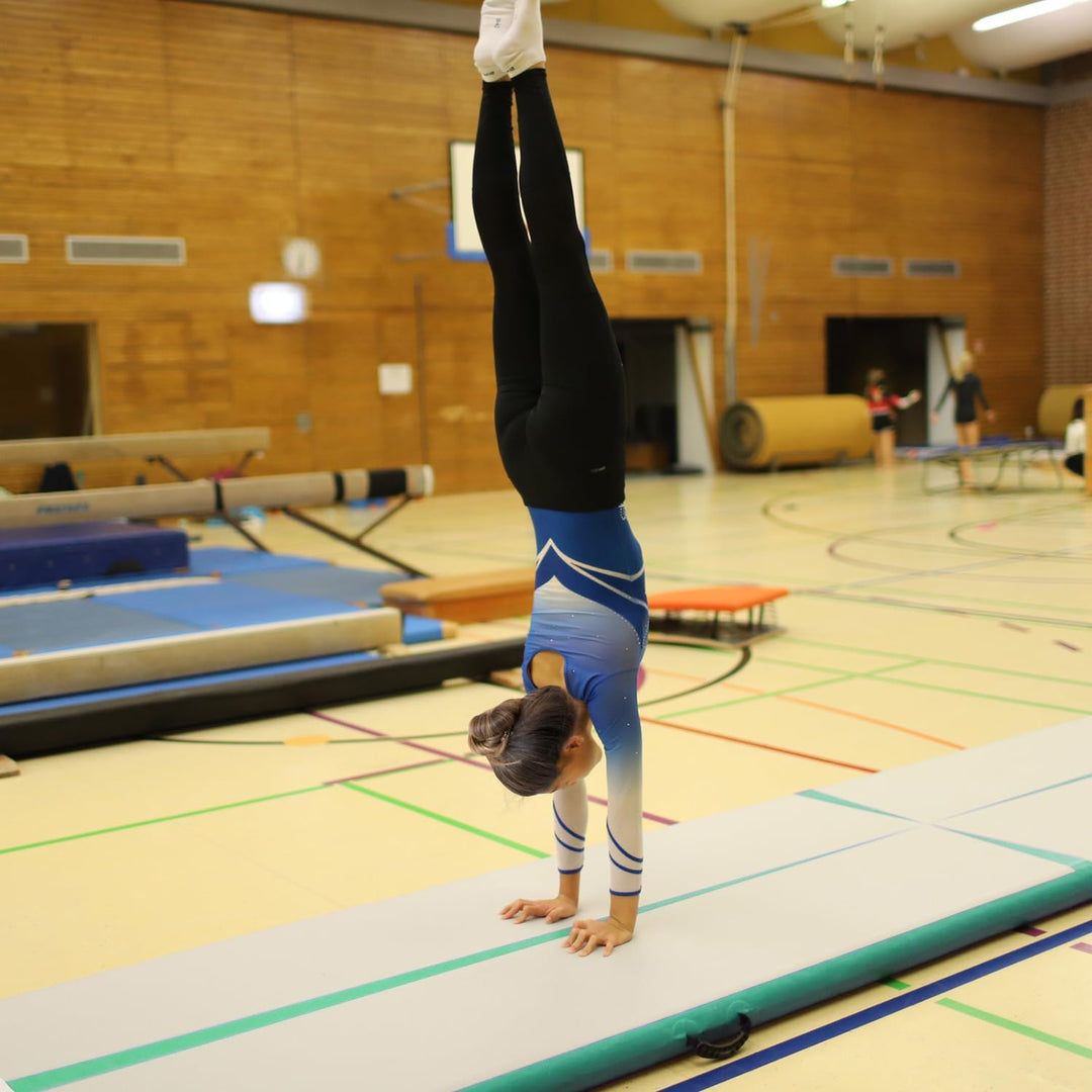 CCLIFE Tumbling Airtrack Turnmatte 3/4/5m Aufblasbar Gymnastik klappbar mit Elektrischer Luftpumpe Y