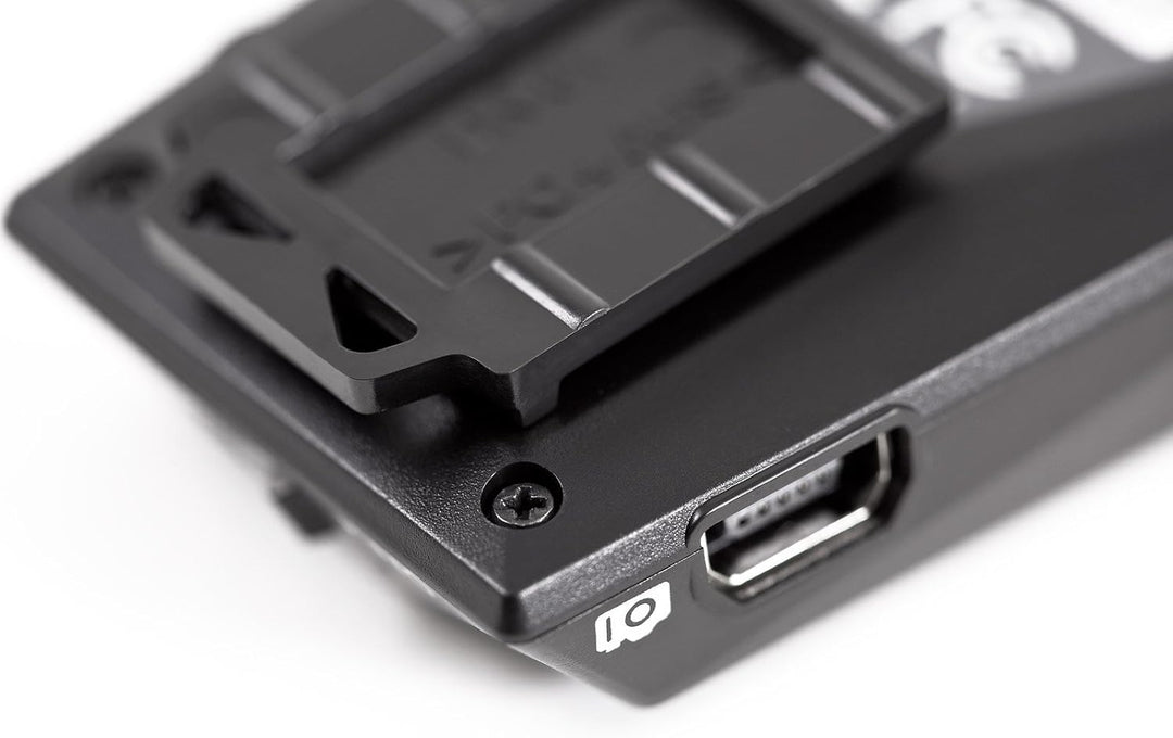 Columbus nGPS GPS Tagger für Nikon / Geotagging für Nikon DSLR D2X, D2Xs, D2Hs, D3s, D3, D3X, D700,