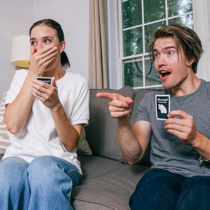Apostrophe Games Werwolf Das Partyspiel - 42 Rollenkarten, für 7 bis 30 Spieler - Spieleabend, für E