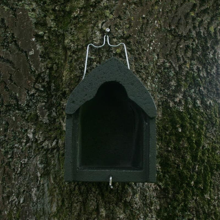 Nistkasten aus Holzbeton für Stare, Gartenrotschwänze, Spechte