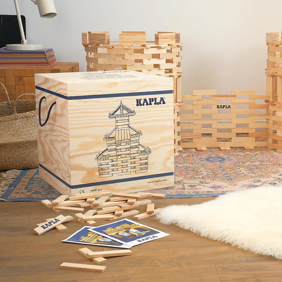 KAPLA - 1000er KISTE - 1000 Holzplättchen, Konstruktionsspiel, Bausteine & Holzspielzeug, ab 2 Jahre
