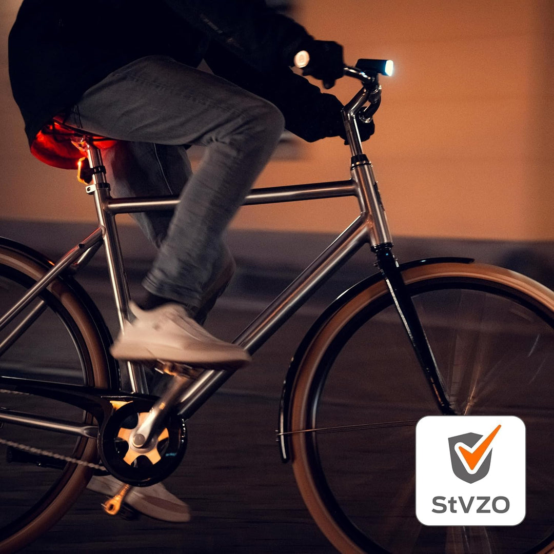 AXA Fahrradlicht Dwn Front 30 Lux – USB Aufladbar – 11 Stunden Leuchtdauer – Batterieanzeige – StVZO