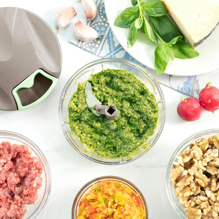 InnovaGoods - Manueller Mini-Zerkleinerer mit Seilzug Spinop, 400 ml Kapazität, Schnelles Hacken, Ei