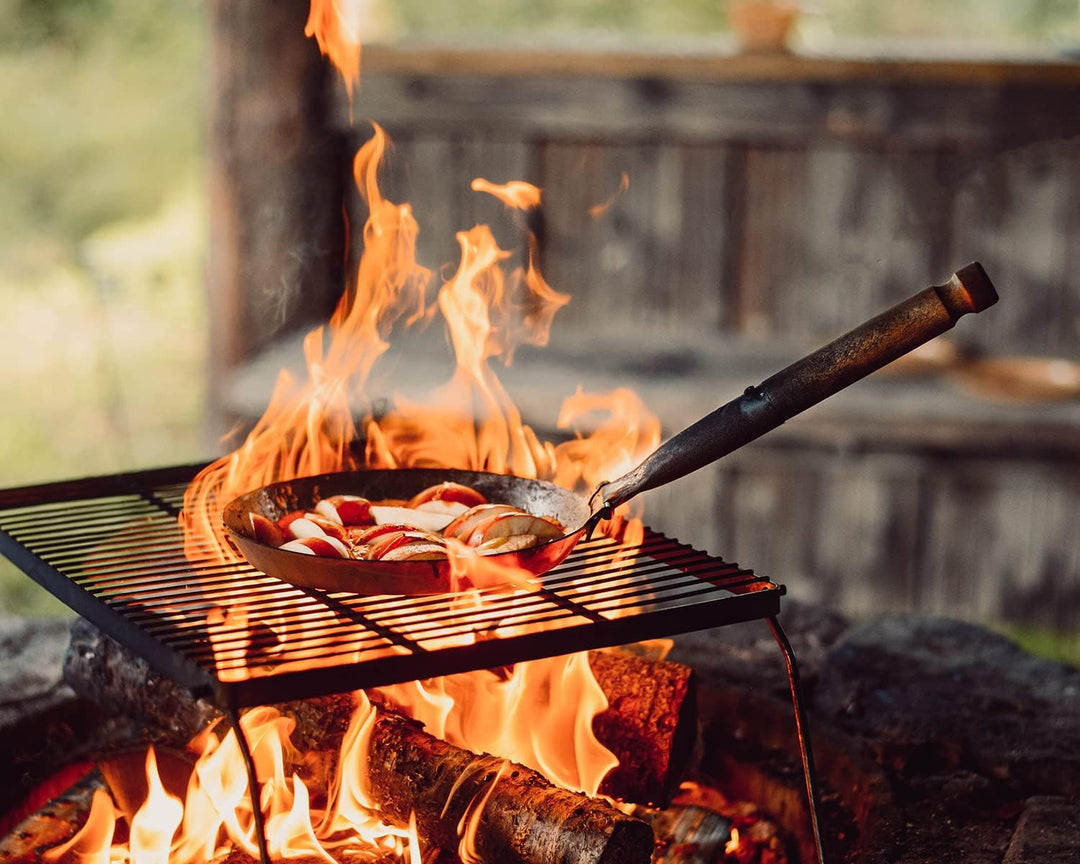 Stabilotherm Jägerpfanne mit Holz Klappgriff | zum Outdoor kochen & braten über offenem Feuer oder G