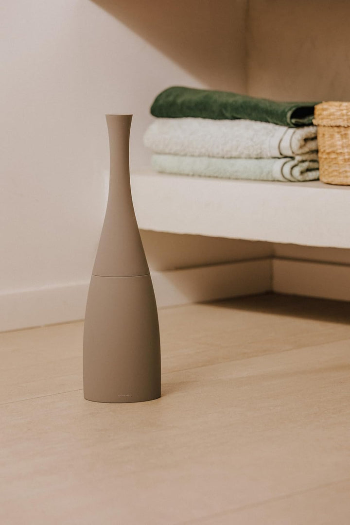 Cosmic Saku Toilettenbürstengarnitur, 10,5 x 9 x 38,5 cm, mattes Grau