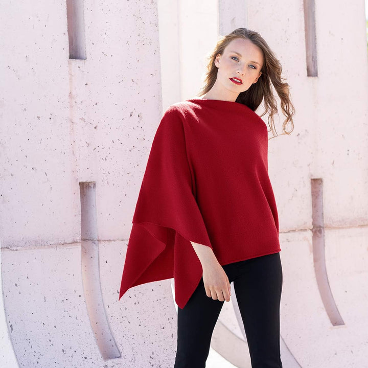 GIESSWEIN Merino Lambswool Poncho - Damen Feinstrick Überwurf aus Merinowolle, Wool Cape, Frauen Str