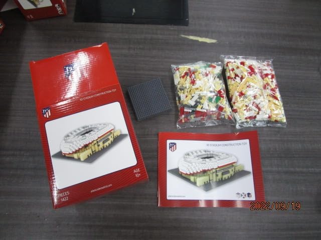 FOCO Offiziell Lizenziertes Mini-BRXLZ-Stadion-Spielzeugmodell (Atletico Madrid FC), Atletico Madrid