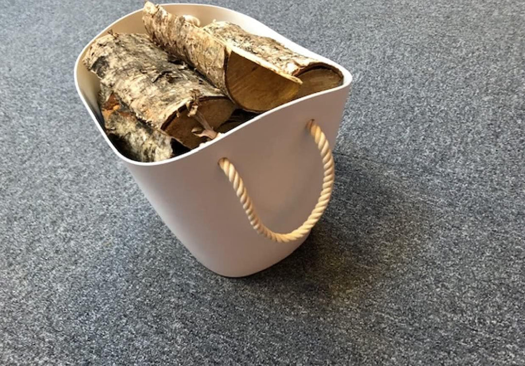 Holzkorb Kaminkorb Aufbewahrungskorb aus Kunststoff in weiss mit zwei tollen Seilgriffen