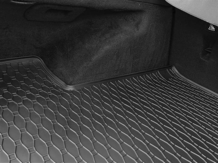 Passgenaue Kofferraumwanne und Gummifussmatten geeignet für OPEL Insignia SportsTourer ab 2017 + Gur