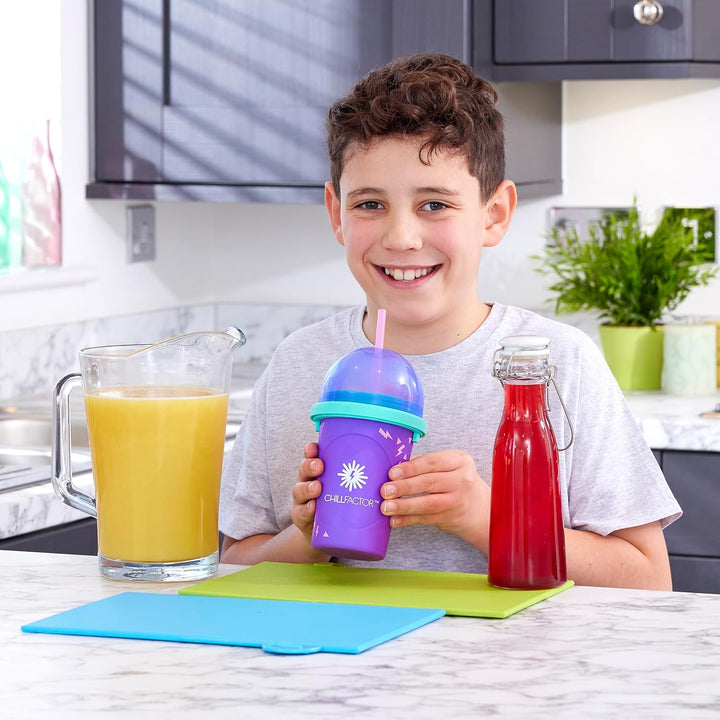 Chill Factor Color Shock Slushy Power Purple - Maker Wiederverwendbarer Slushy-Squeezer Küchenspielz