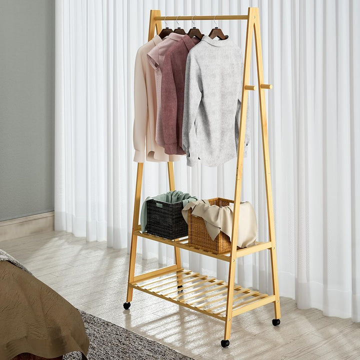 Casaria® Bambus Kleiderständer auf Rollen stabile Kleiderstange mit Ablagen & Haken platzsparender G
