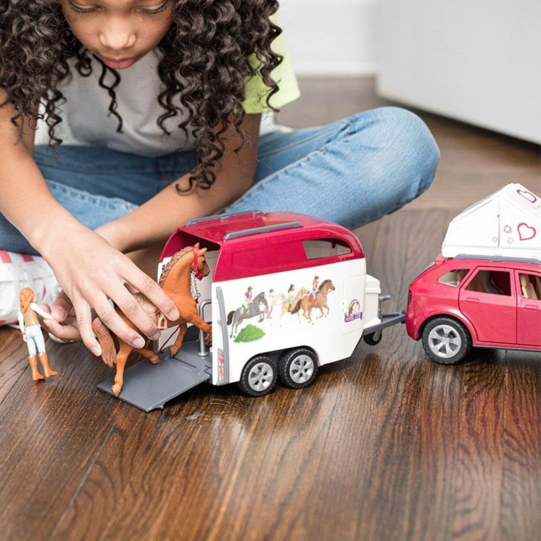 SCHLEICH 42567 Reiterhof, für Kinder ab 5-12 Jahren, HORSE Club - Spielset &amp; 42535 Abenteuer mit Aut