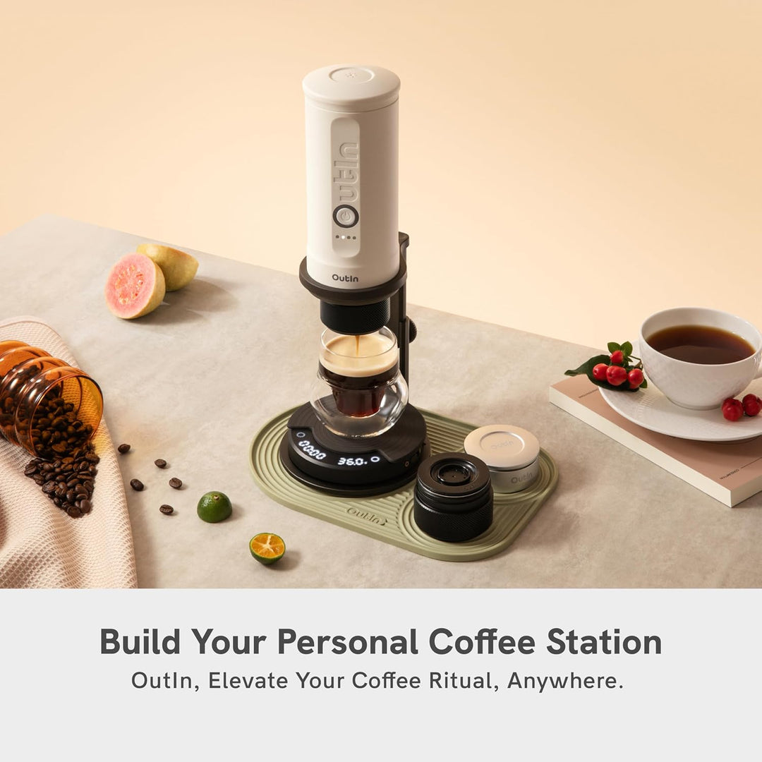 OutIn Claro Tragbare Kaffeewaage mit Timer - Digitale Espresso Waage 2kg/0,1g, Mini Kaffeewaage Inkl