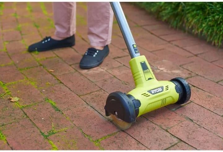 RYOBI 18 V ONE+ Akku-Fugenreiniger RY18PCA-120, mit Drahtbürste, Teleskopstiel, werkzeugloser Bürste