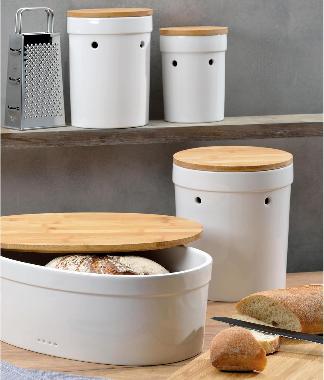 kela Keramik Brotkasten mit Lüftungslöcher 36,5x23,5x14cm, Brotbox Keramik, SALENA, Brottopf weiss,