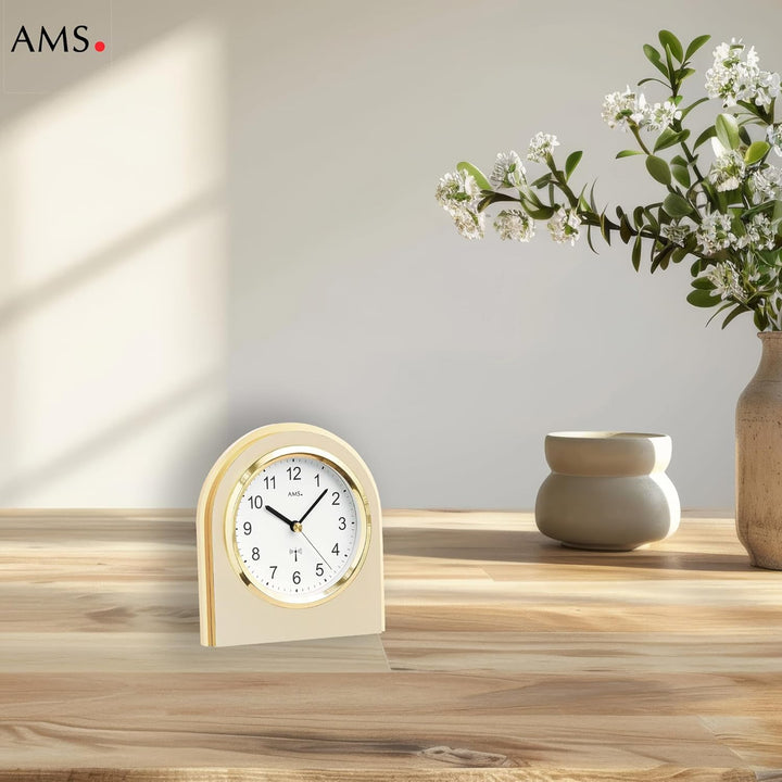 AMS 5197 Tischuhr Design, 13 x 13 x 6 cm