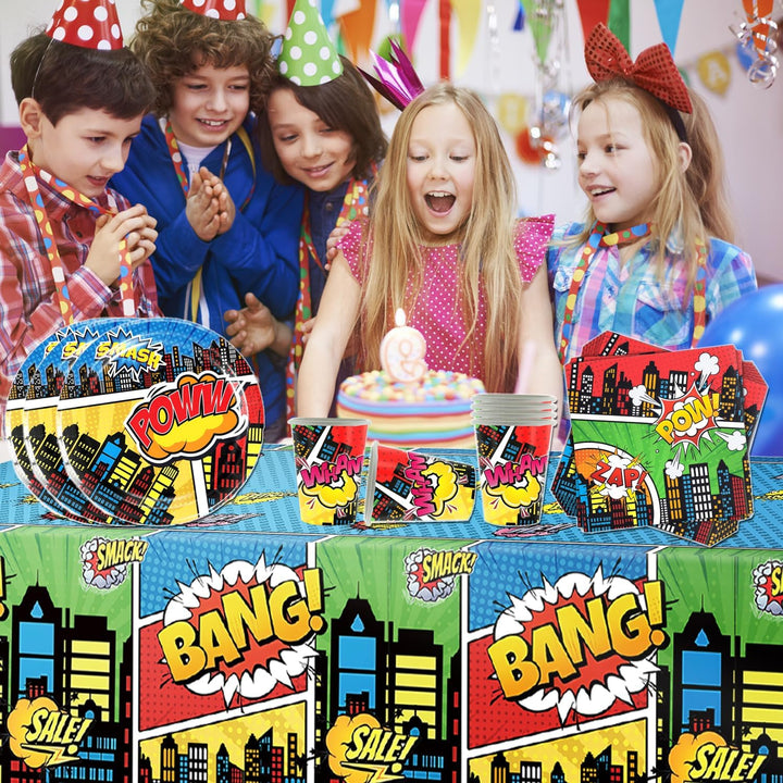 Doyomtoy 61 Stück Kindergeburtstag Party Set mit Superhelden Cartoon dekorative Geschirr einschliess
