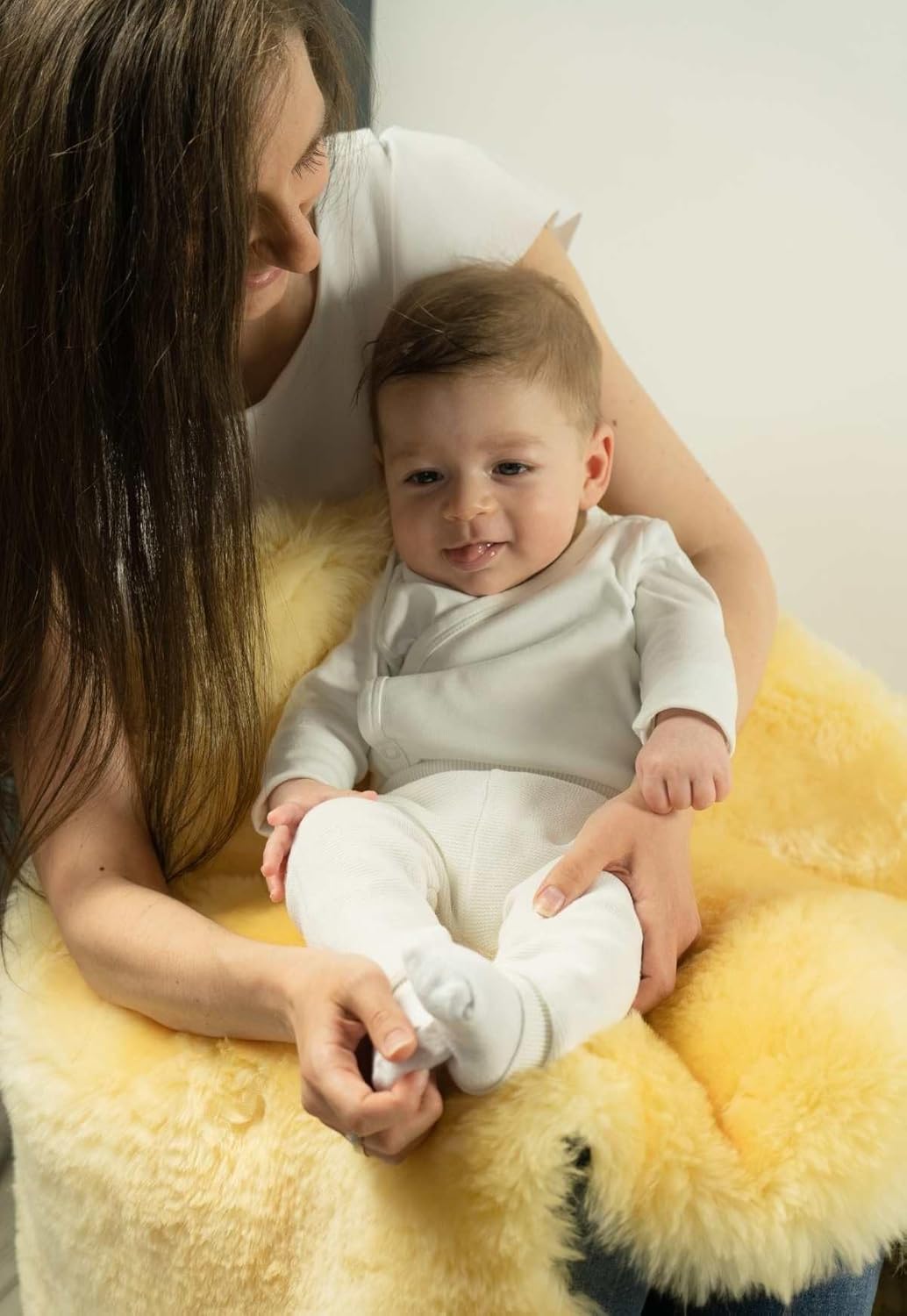Hollert Baby Lammfell 120-130 cm Baby echtes Merino Schaffell Naturform waschbar superweich Premium