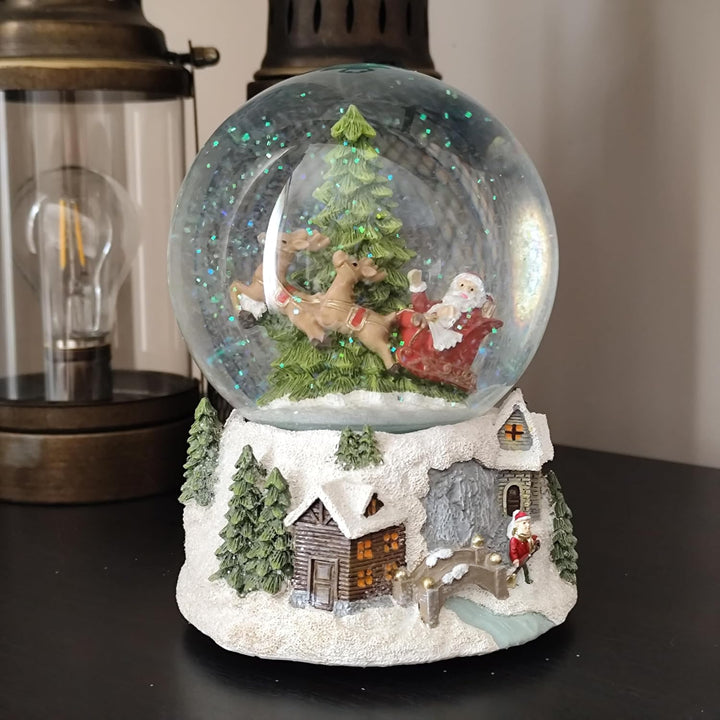 Heaven Sends Schneekugel mit Weihnachtsmann-Schlitten, 13 x 13 x 17,1 cm, Weiss