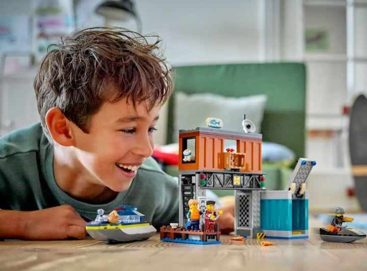 Lego City - Polizei Speedboat and Crooks' Hideout (60417)