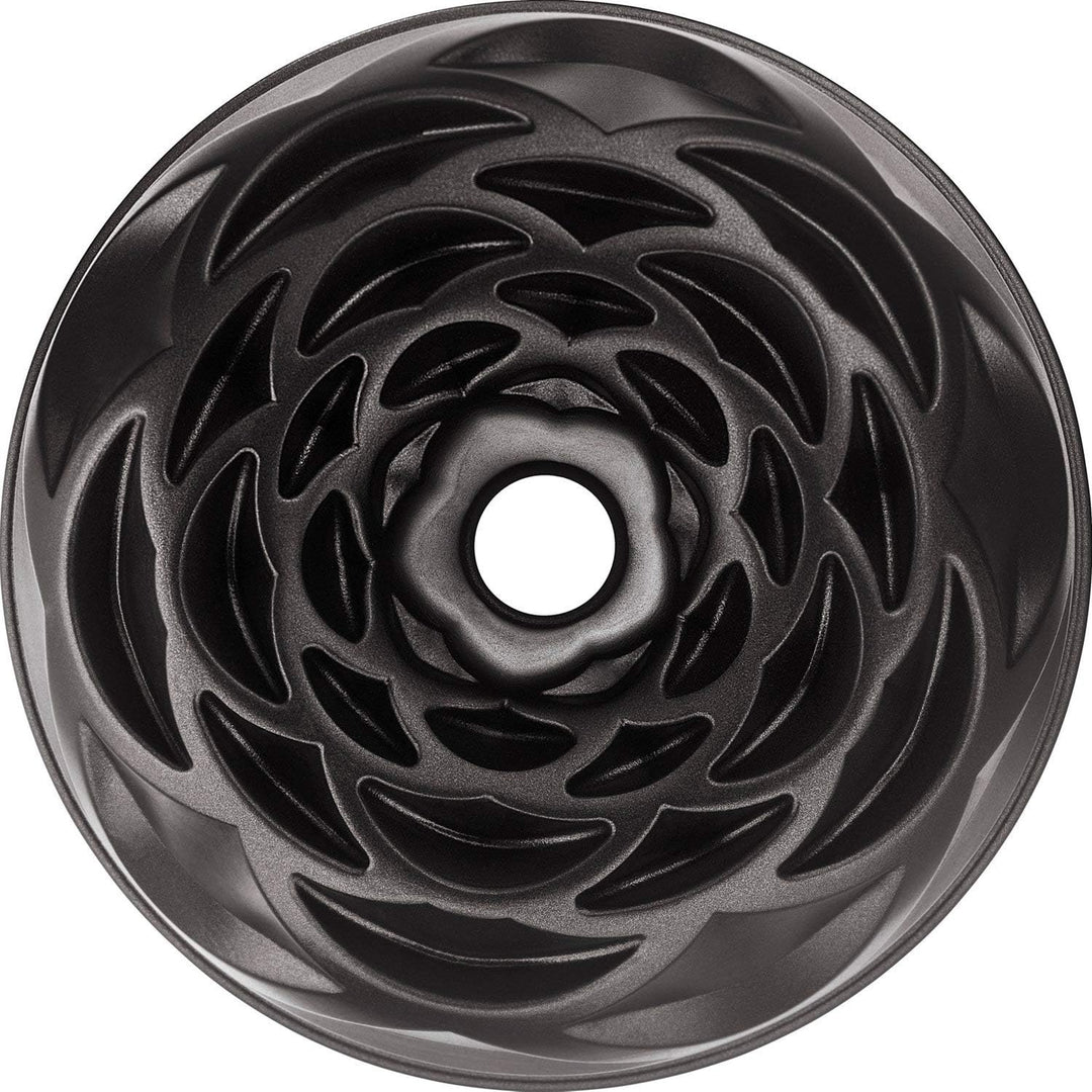 Original Kaiser Inspiration Design-Gugelhupfform 25 cm, Gugelhupf Backform mit blumenartiger Oberflä