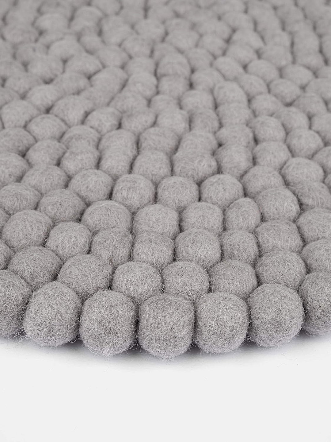 myfelt Filzkugel Sitzauflage Stuhlauflage - Luis - rund, Ø 36 cm, Grau Hellgrau, Hellgrau