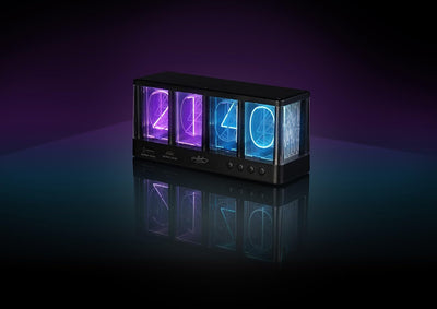 infactory Uhr: Tischuhr in Röhren-Optik, RGB-LEDs, USB-A/C-Anschluss, USB-betrieben (Tischuhr in Röh