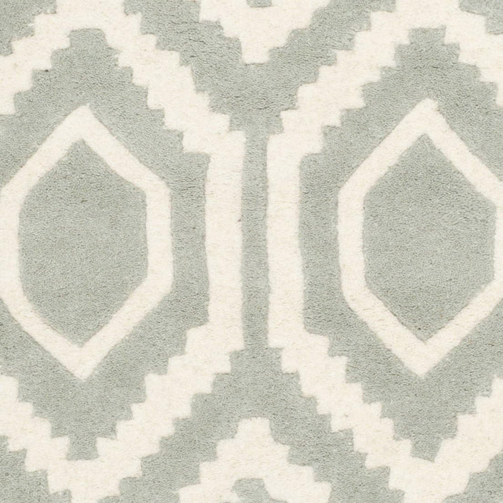SAFAVIEH Zeitgenössische Teppich für Wohnzimmer, Esszimmer, Schlafzimmer - Chatham Collection, Kurze