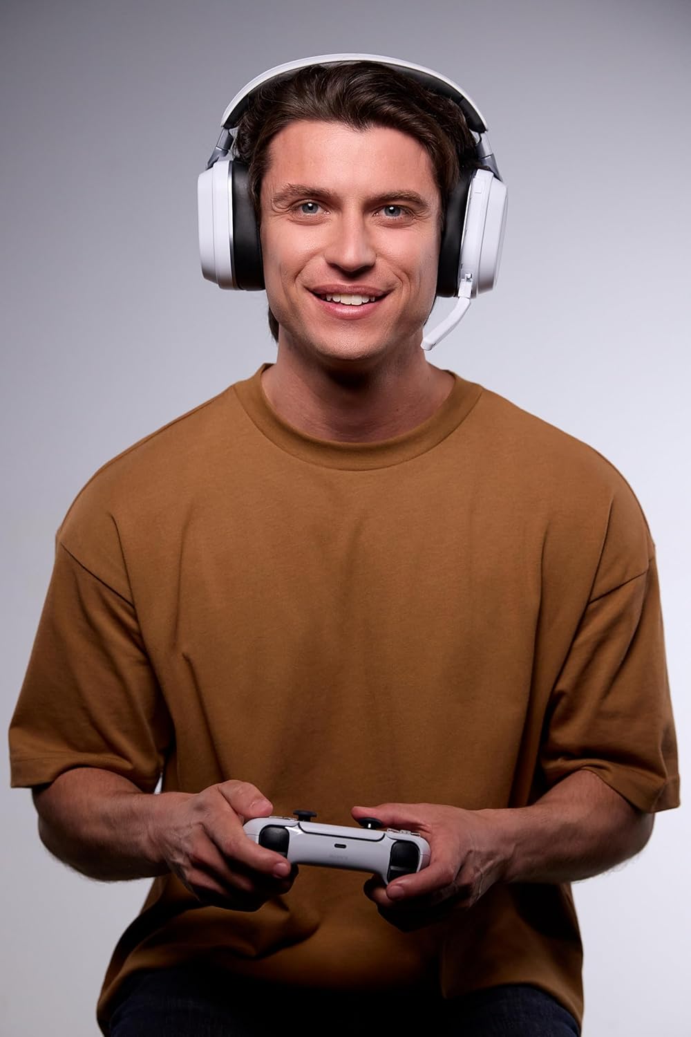 Turtle Beach Stealth 700 Kabelloses Multiplattform-Headset für PS5, PS4, PC und Mobilgeräte, Weiss G