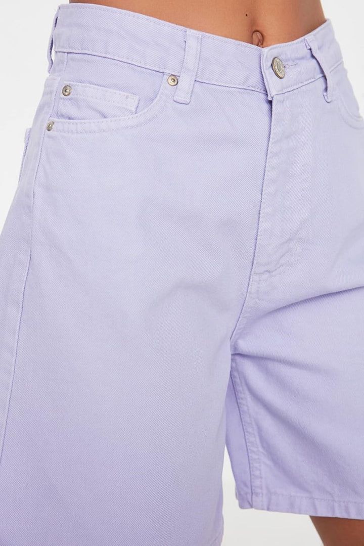 TRENDYOL Damen Casual Shorts Lange Denim-Shorts. 42 Lila, 42 Lila