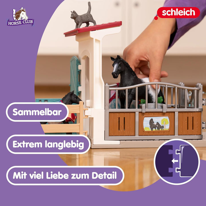 SCHLEICH 42611 Horse Club Pferdebox mit Stute und Fohlen &amp; 42612 Hindernisse Zubehör, für Kinder ab
